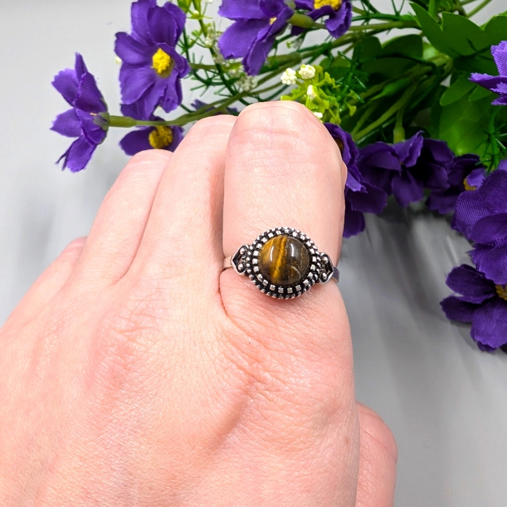 Genuine Tiger's Eye Round Stone 925 Silver Plated Vintage Ring Size 9